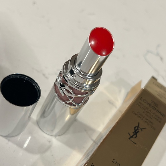 YSL LOVESHINE LIP OIL STICK 210 PASSION RED - NEW IN BOX! - Picture 2 of 6